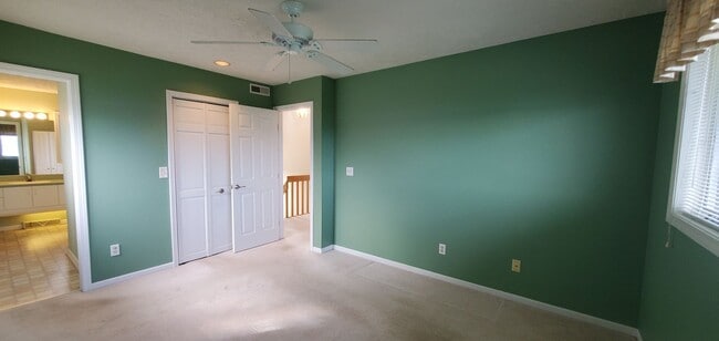 Building Photo - Lakefront End-Unit Condo with Crystal Lake...