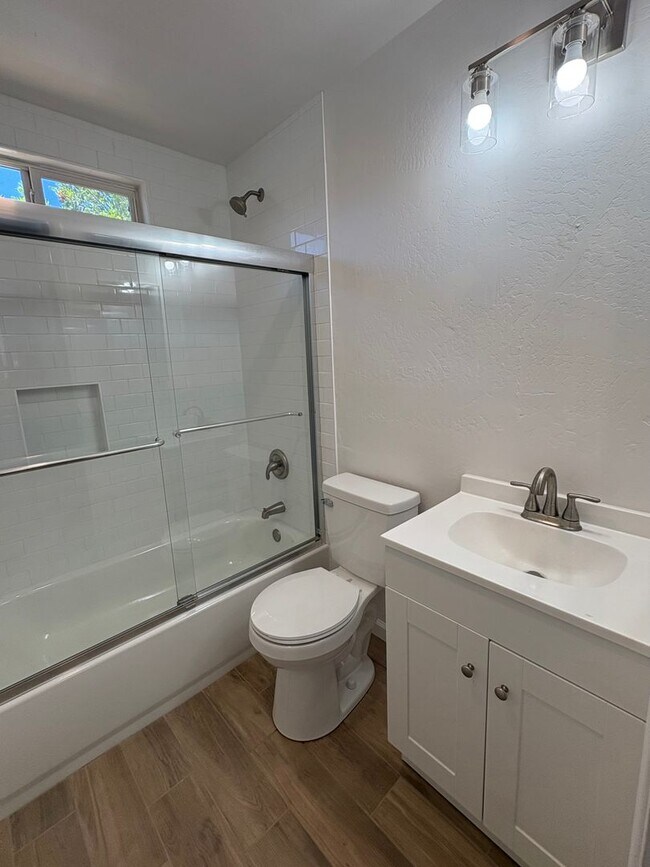 Building Photo - 3543-3545 Clairemont Mesa Blvd