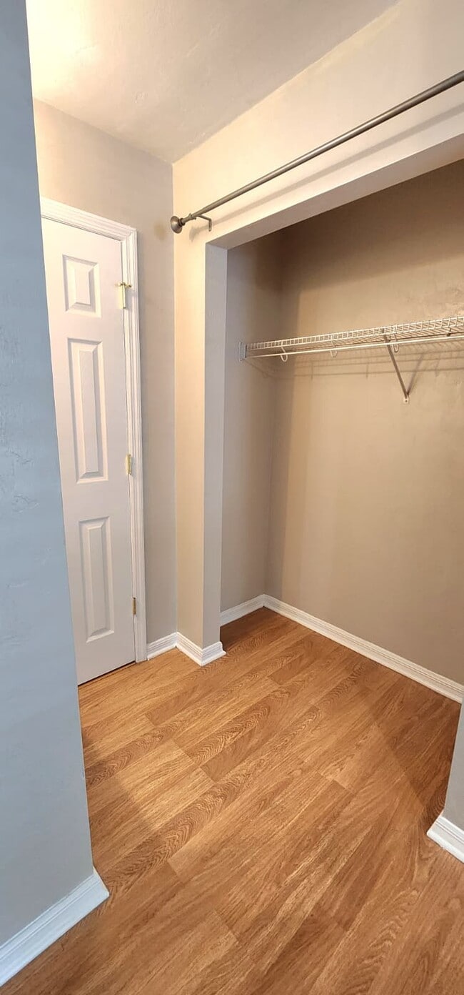 Building Photo - 816 SW 9th St