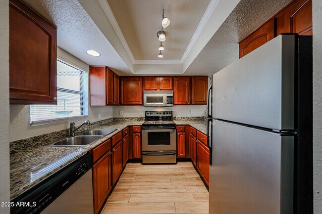 Building Photo - 3435 W Danbury Dr
