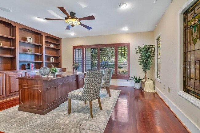 Building Photo - 10577 Down Lakeview Cir