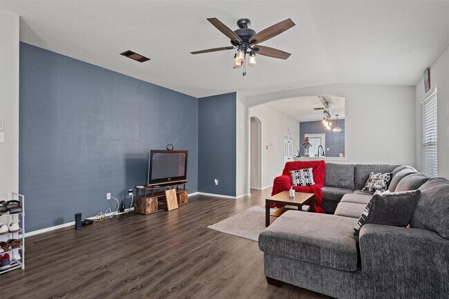 Building Photo - 18029 Basket Flower Bend