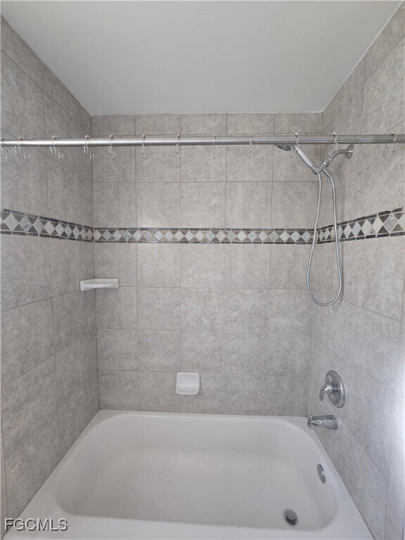 Building Photo - 3829 SE 10th Ave