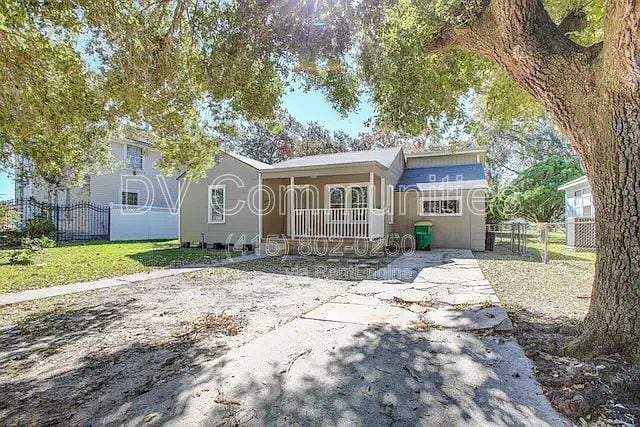 Primary Photo - 717 E Republic Ave