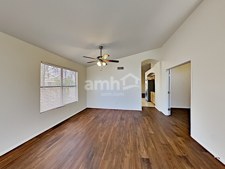 Building Photo - 10262 W Patrick Ln