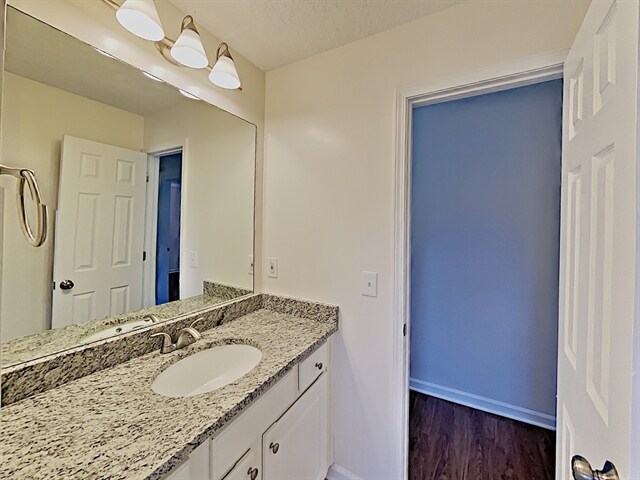 Building Photo - 46 Eastlake Landing