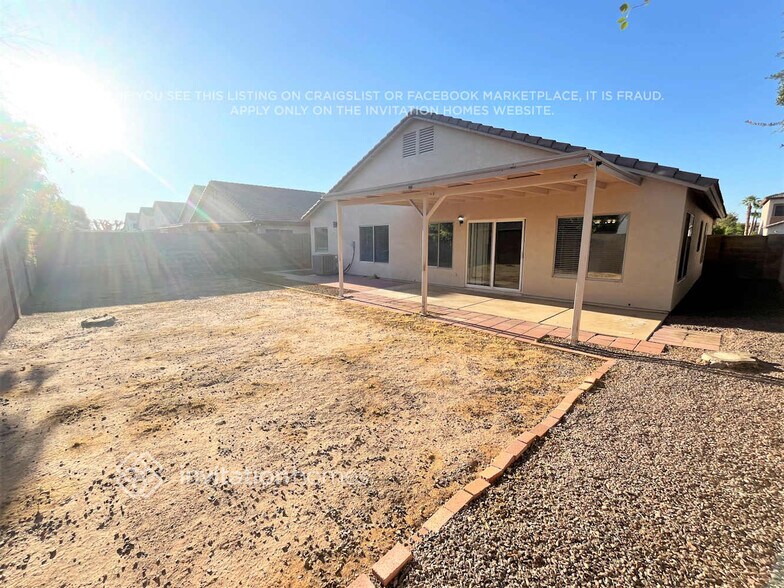 Building Photo - 13391 W Ironwood St