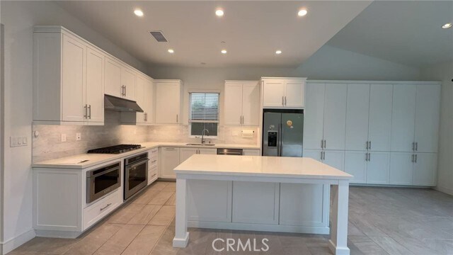 Building Photo - 112 San Benito