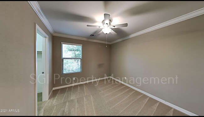 Building Photo - 5644 E Ansel Ave