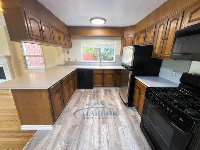 Building Photo - 3706 S Emily St