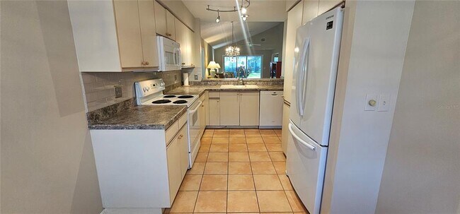 Building Photo - 6482 Approach Rd