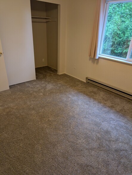 Building Photo - 4617 80th St NE