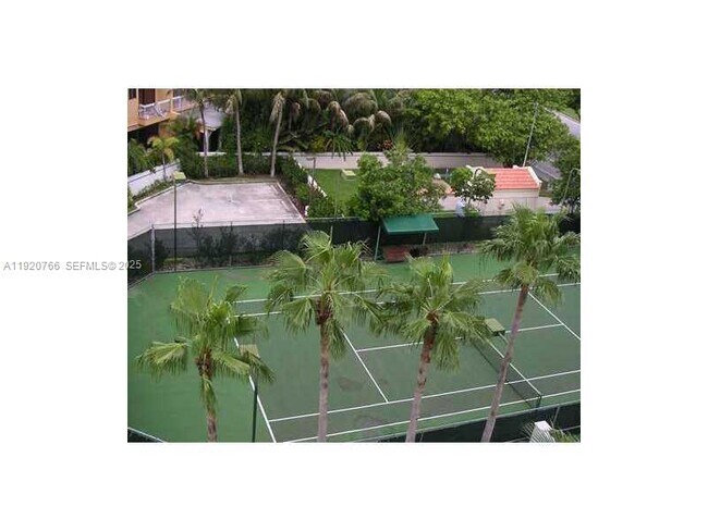 Building Photo - 3600 Yacht Club Dr