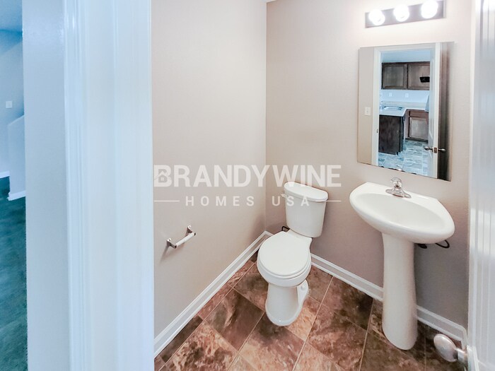 Building Photo - 7799 Birdwood Dr