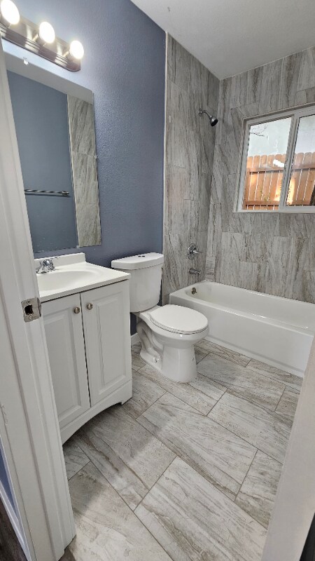 Building Photo - 903 Boggs Pl