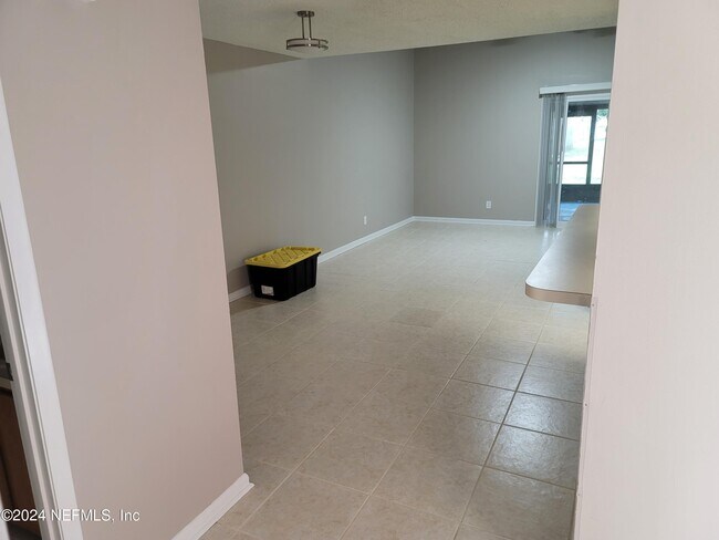 Building Photo - 5553 Greatpine Ln S