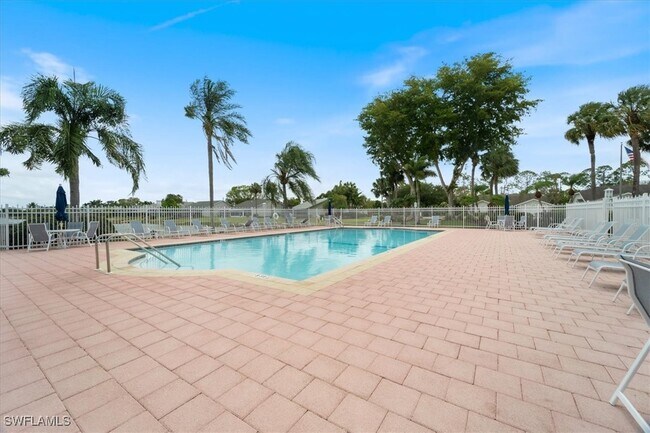 Building Photo - 5192 Lochwood Ct