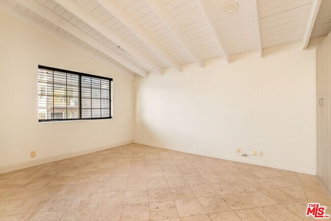 Building Photo - 36 Navy St