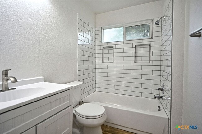 Building Photo - 2539 Fayette Dr