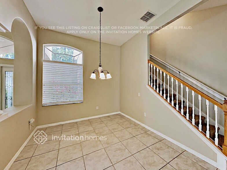 Building Photo - 4019 Knott Dr