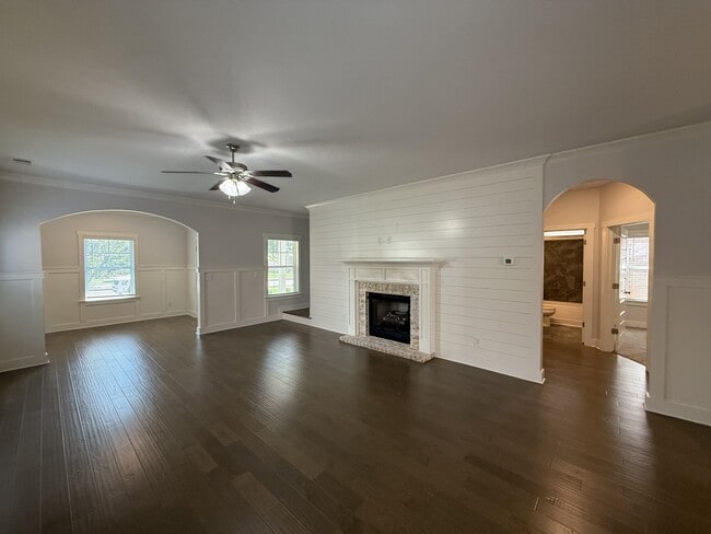 Building Photo - 22 Desert Oak Ct SW