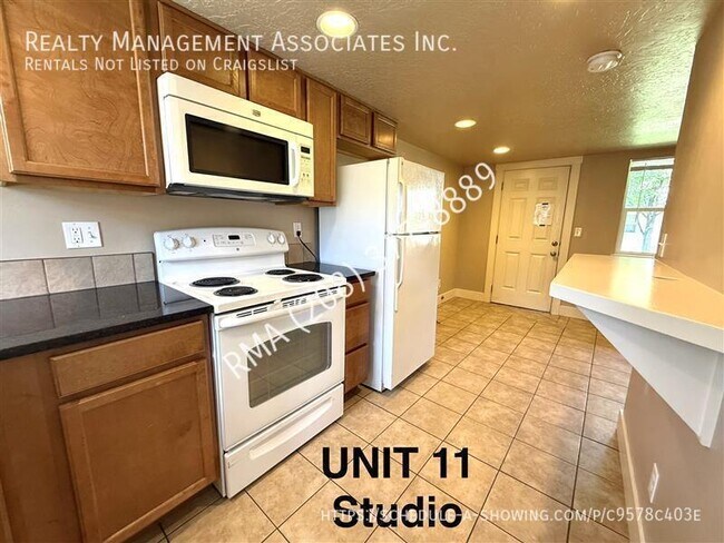 Building Photo - 1019 S Longmont Ave