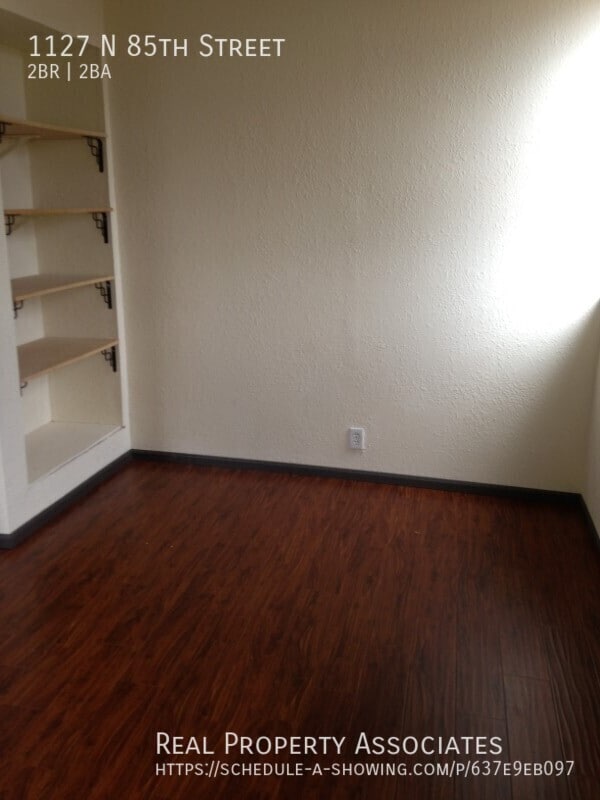 Building Photo - 1127 N 85th St