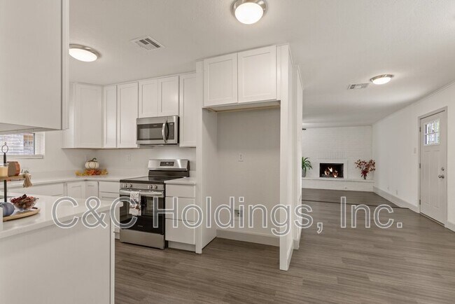 Building Photo - 2439 S 123rd E Ave