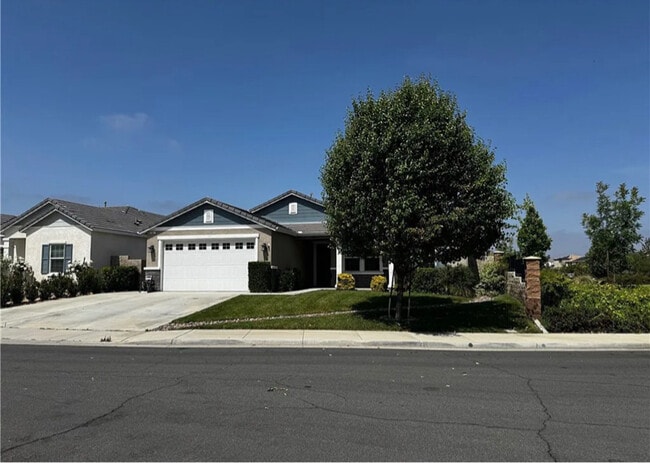 Building Photo - 31827 Ives Ct