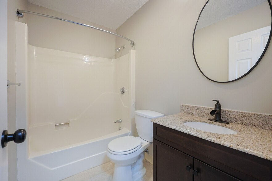 Building Photo - 3920 Mystic Valley Pky
