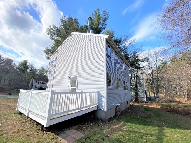 Building Photo - 15 Appaloosa Dr