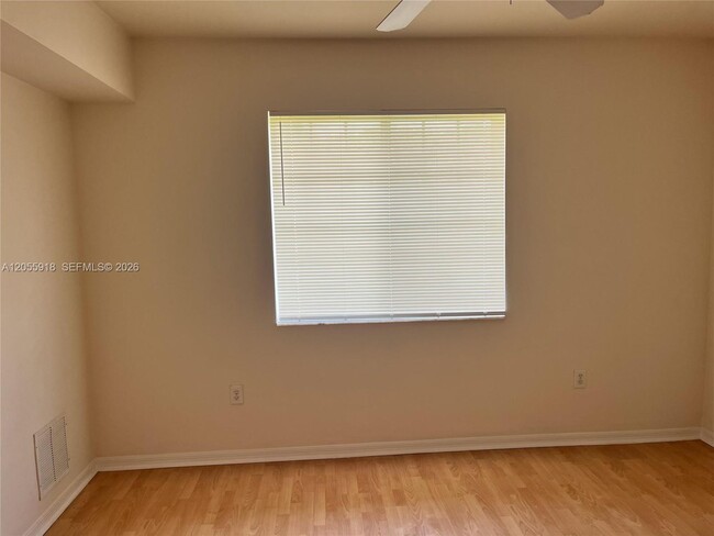 Building Photo - 6492 Emerald Dunes Dr