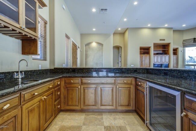 Building Photo - 14296 E Coyote Rd