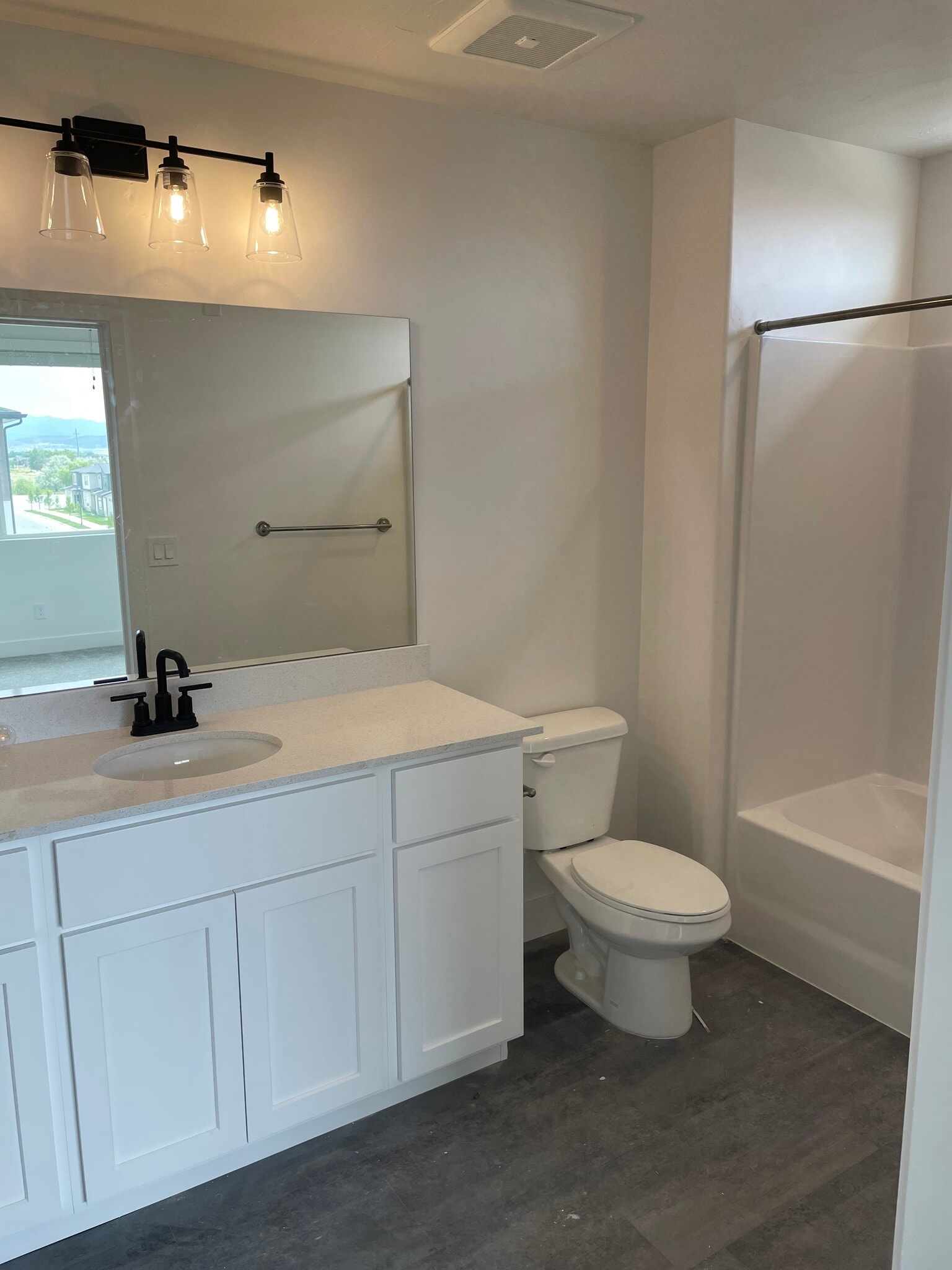 Building Photo - 551 S 1020 W