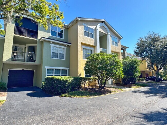 Building Photo - Las Palmas! 2 Bedroom | 2 Bathroom | Garage!