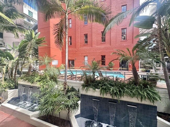 Building Photo - Little Italy 1BD/1BA Condo W/ Pool, Jacuzz...