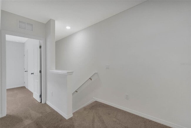 Building Photo - 1117 Blue Jay Dr