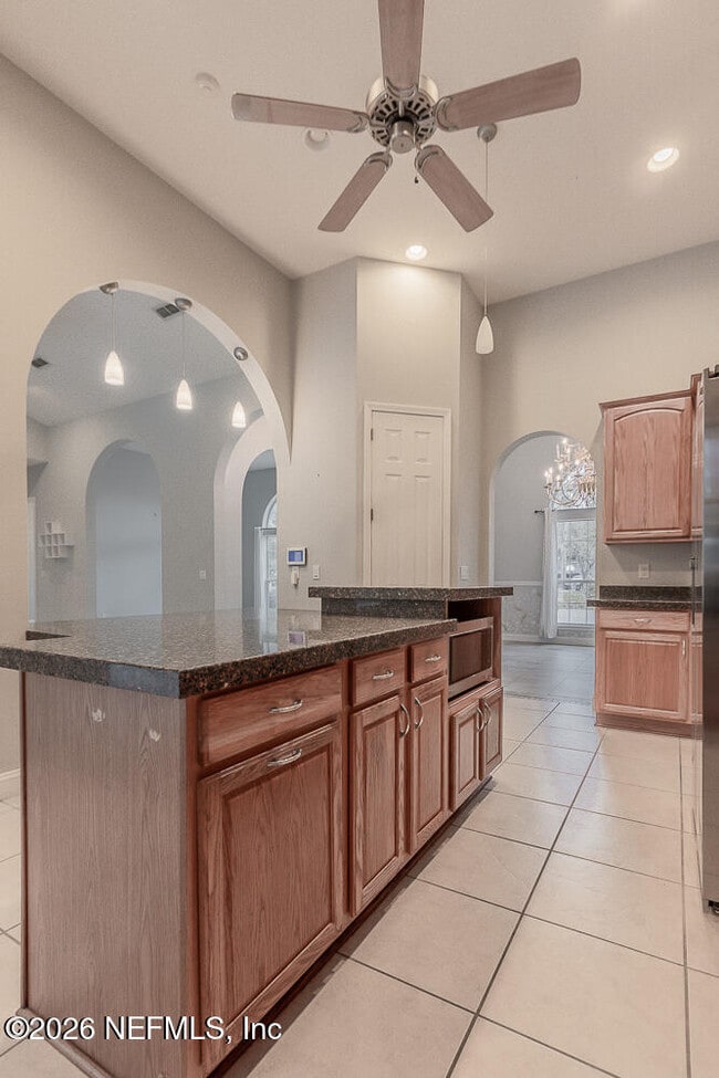 Building Photo - 5466 River Trail Rd N