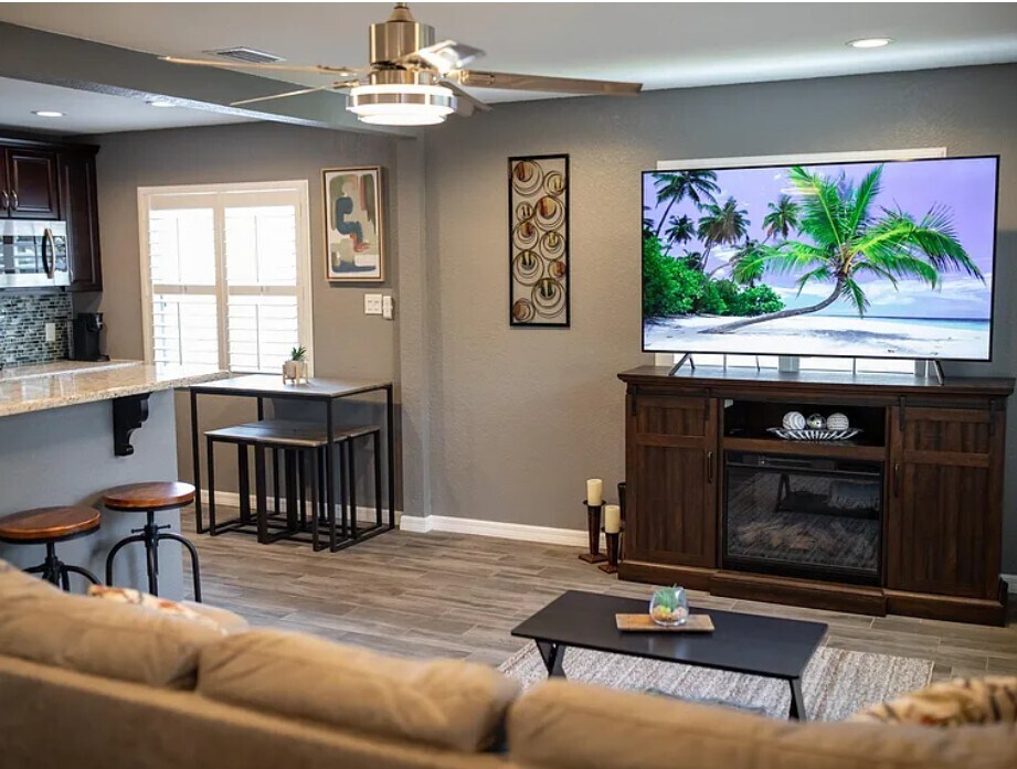 Building Photo - 3620 47th St N