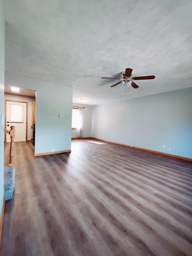 Building Photo - 1362 Grace Cir