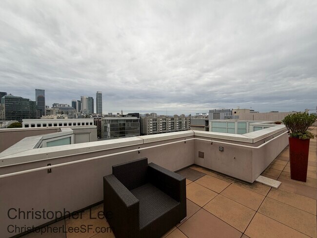 Building Photo - 829 Folsom St