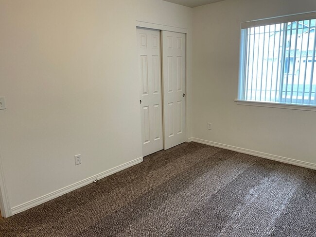 Building Photo - House for Rent in Ephrata!!