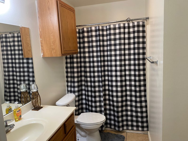 Building Photo - 512 N Chicago Ave