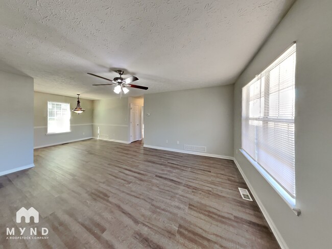 Building Photo - 48 Colby Ct