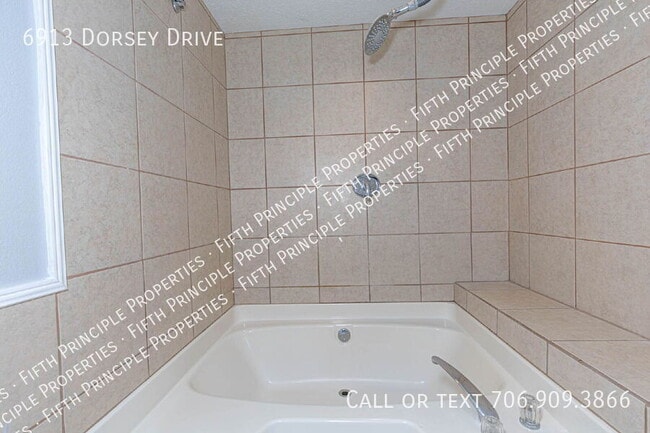 Building Photo - 6913 Dorsey Dr