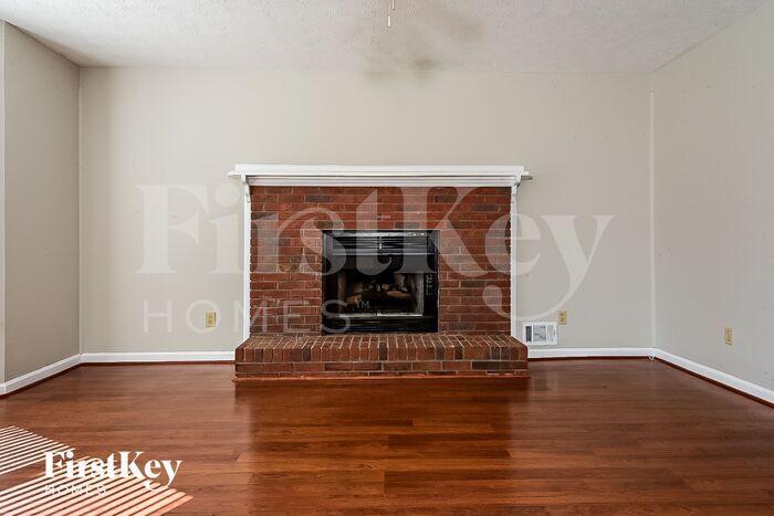 Building Photo - 255 Brookclear Ln