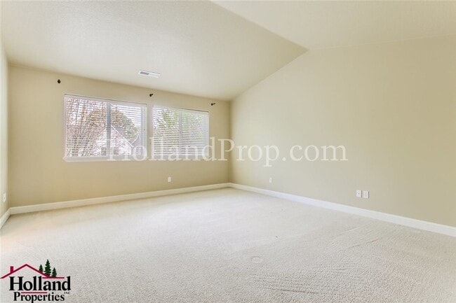 Building Photo - 342 NW Malia Ln