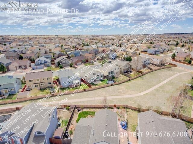 Building Photo - 6926 Grand Prairie Dr