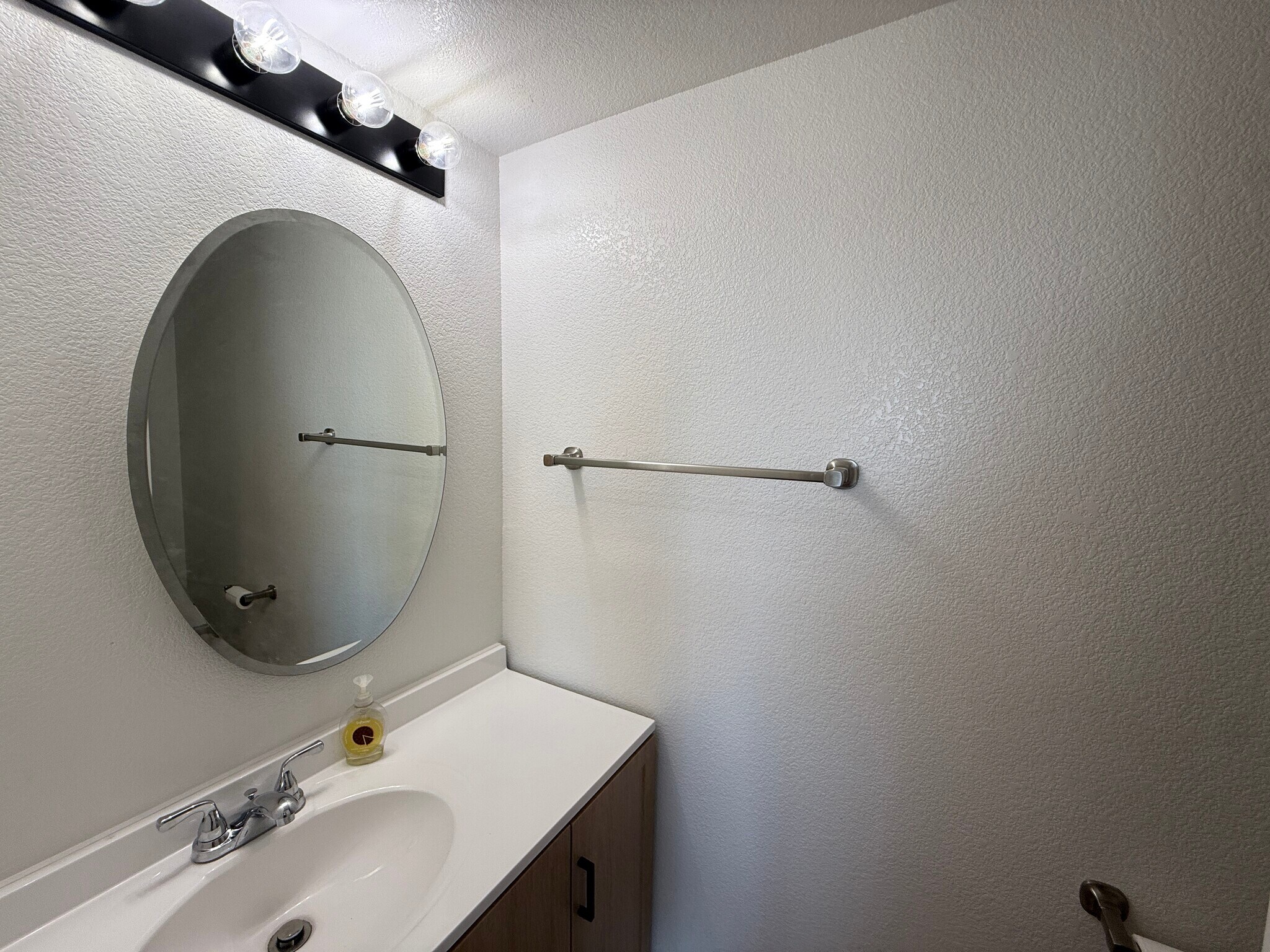 Building Photo - 4810 Ardley Dr