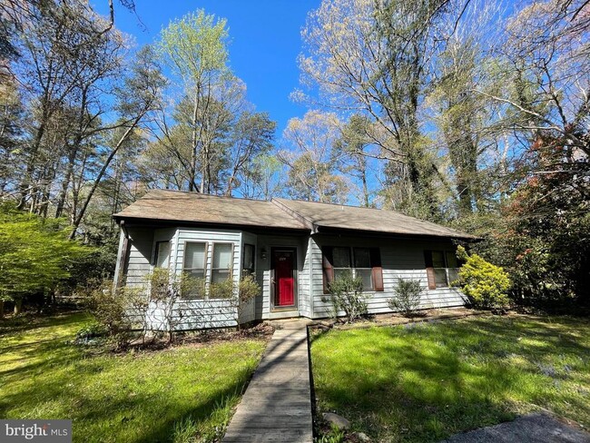 Primary Photo - 23219 Scotch Pine Ct